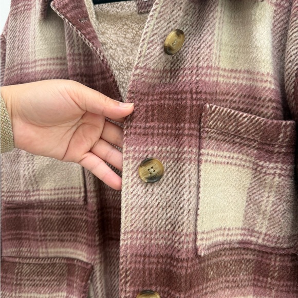 American Eagle Pink and Cream Sherpa Jacket - Picture 5 of 6